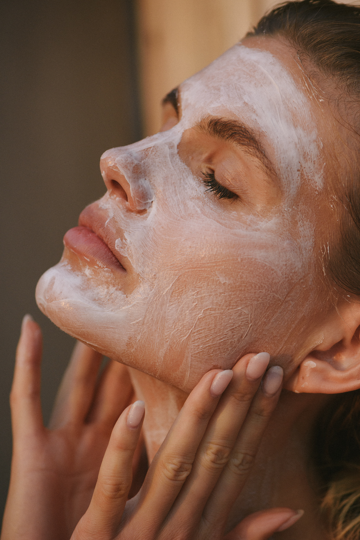 REPAIRING FACE MASK