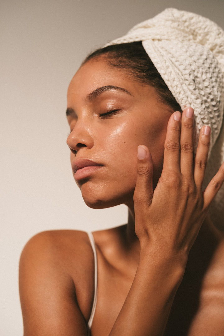 GLOW DROPS SPF50